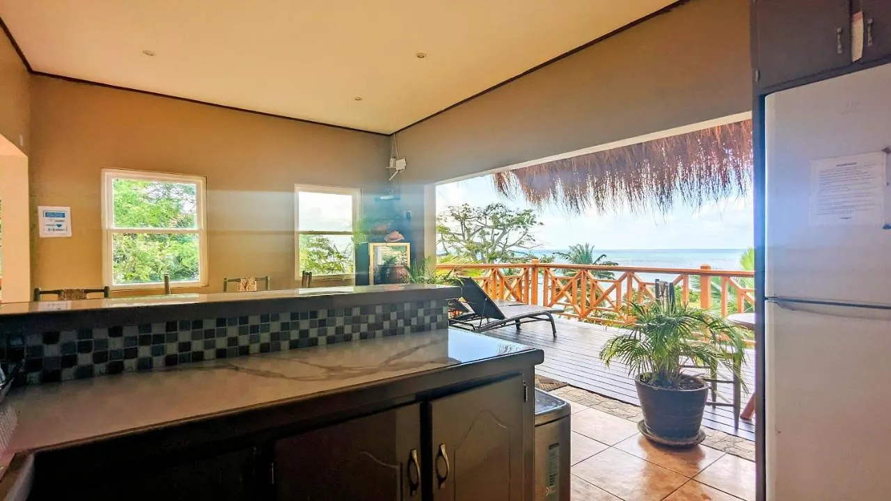 فندق Sunset Lane Laborie بيت ضيافة